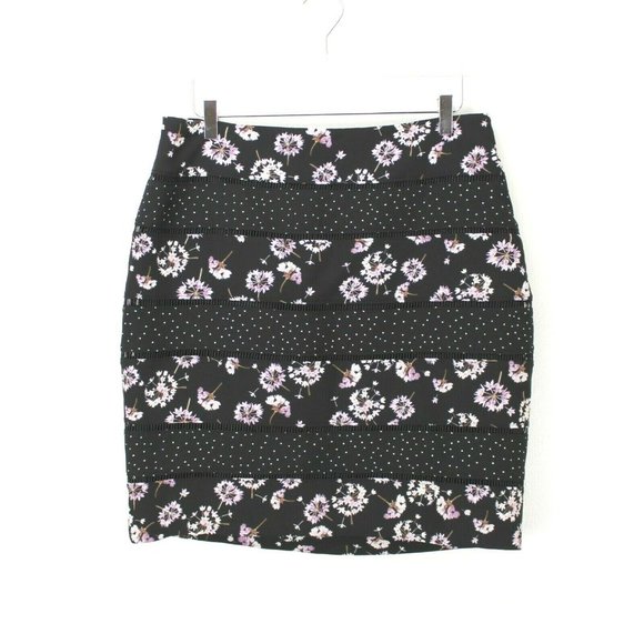 White House Black Market Dresses & Skirts - White House Black Market Floral Pencil Skirt 12